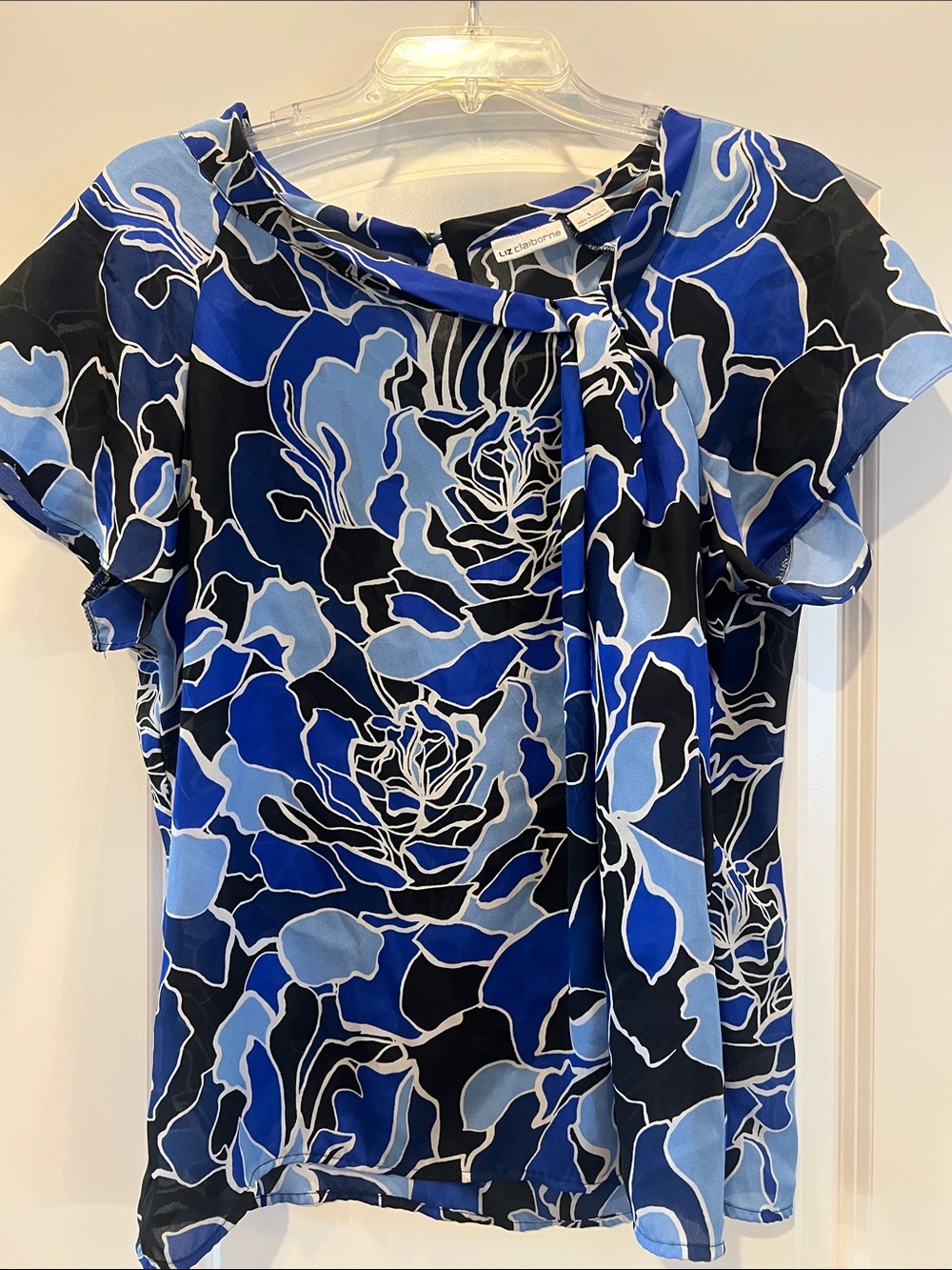 Liz Claiborne Blue and Black Floral Tie-Detail Blouse
